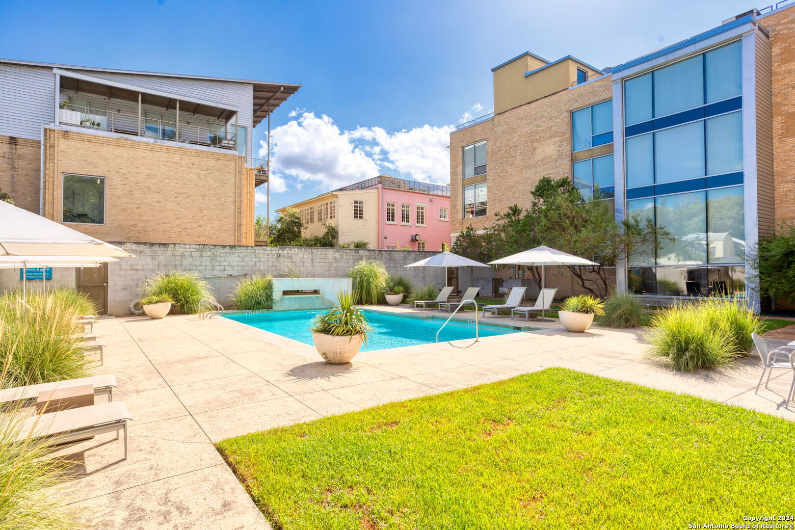 1115 S Alamo Street San Antonio TX 78204