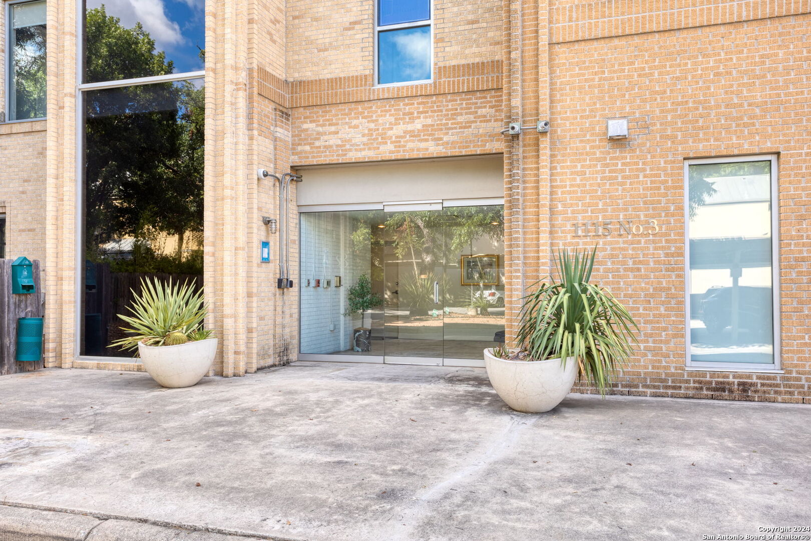 1115 S Alamo Street San Antonio TX 78204