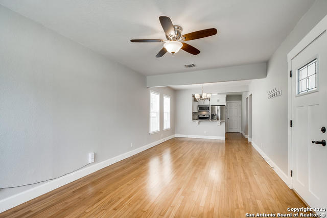 619 Elmwood Drive San Antonio TX 78212