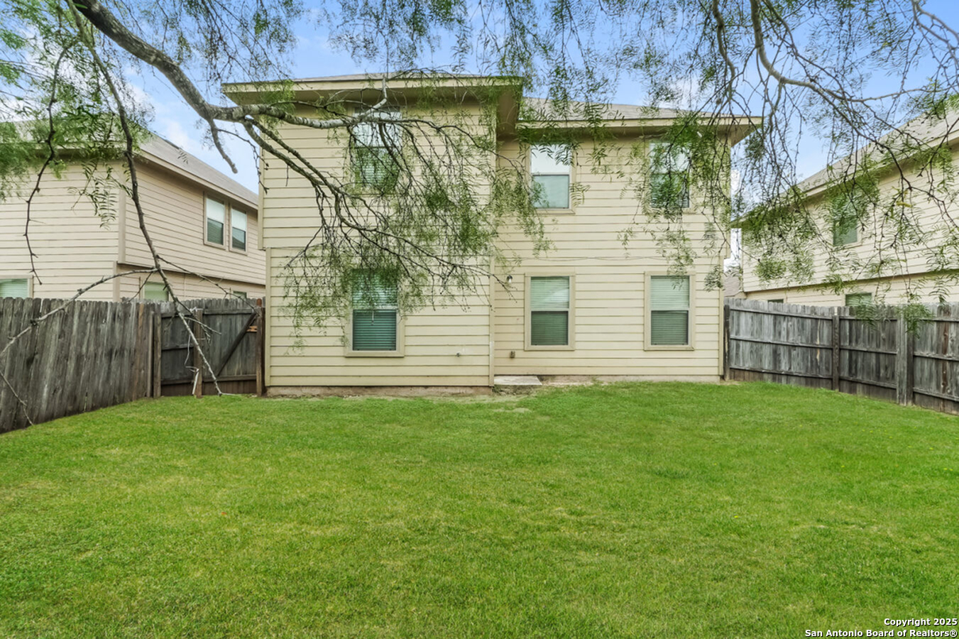 8938 Ashley Wilkes San Antonio TX 78221