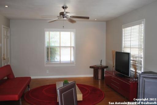 111 Vassar Lane San Antonio TX 78212