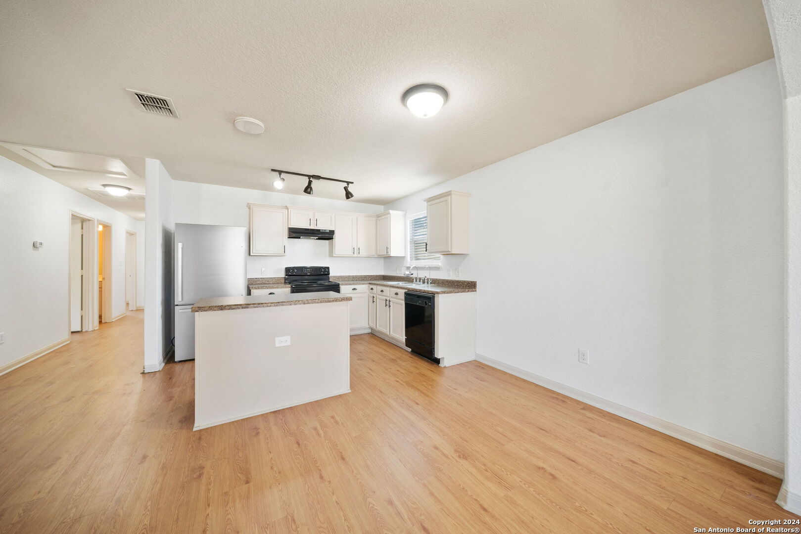 5706 Texas Canyon San Antonio TX 78252