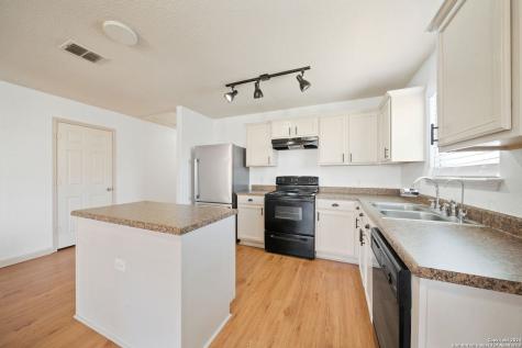 5706 Texas Canyon San Antonio TX 78252