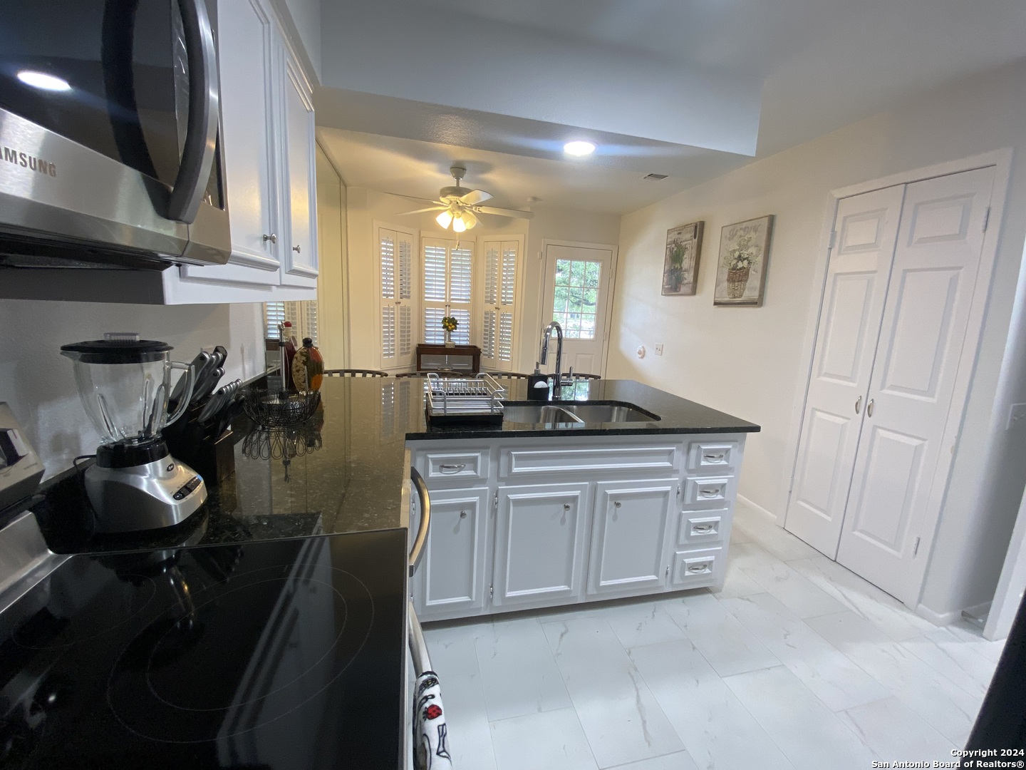8415 Fredericksburg Road San Antonio TX 78229