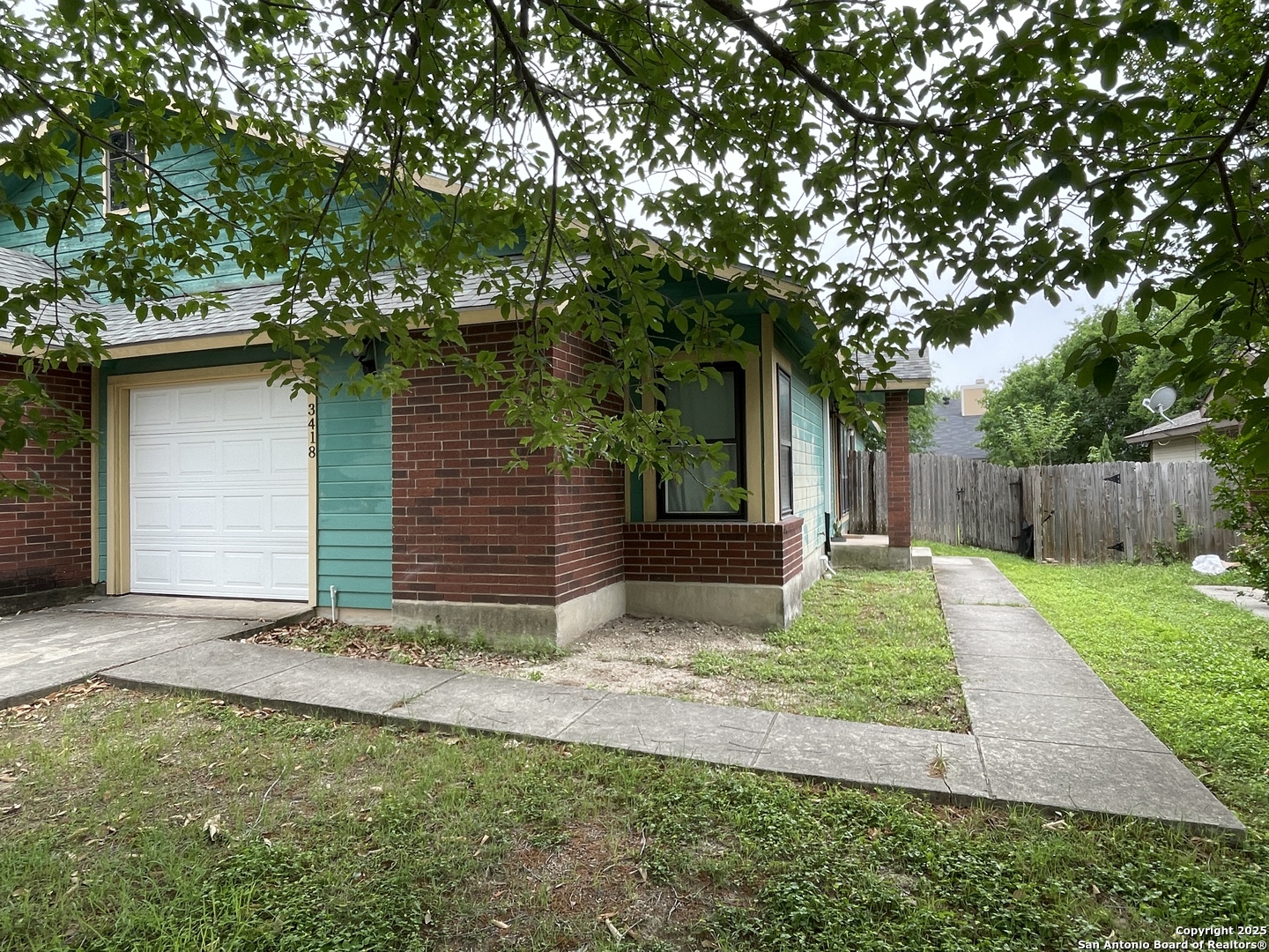 3418 Ridge Ash San Antonio TX 78247