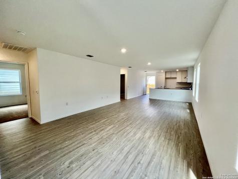 10542 Nye Pass San Antonio TX 78224