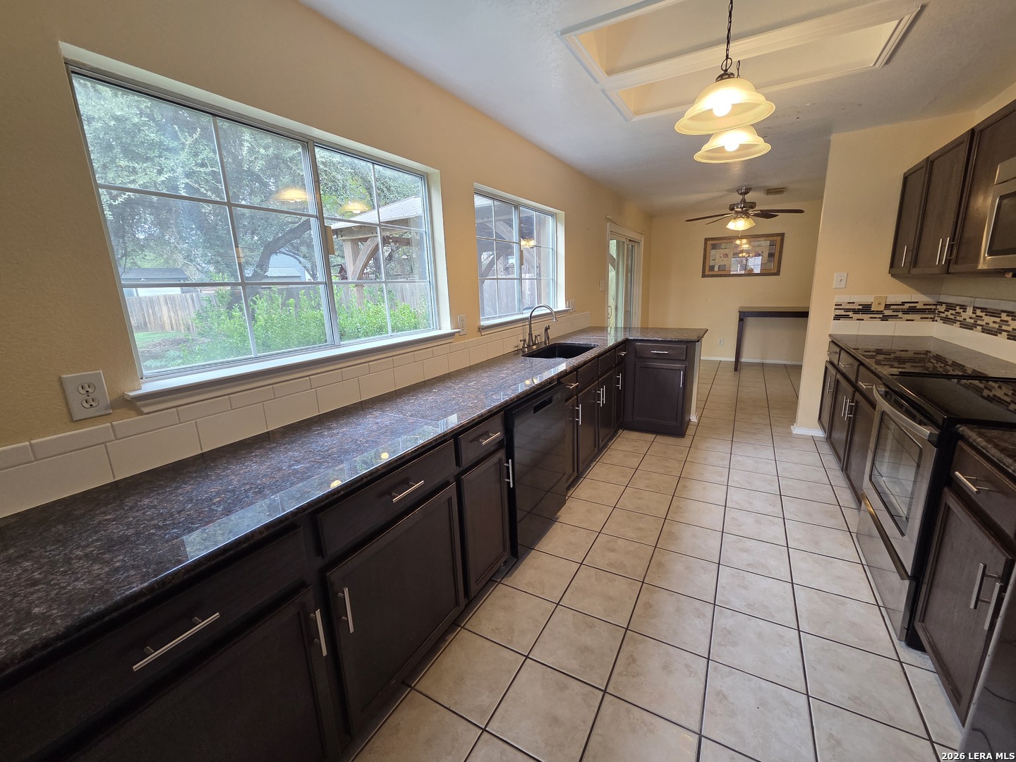 7601 Forest Vale Live Oak TX 78233