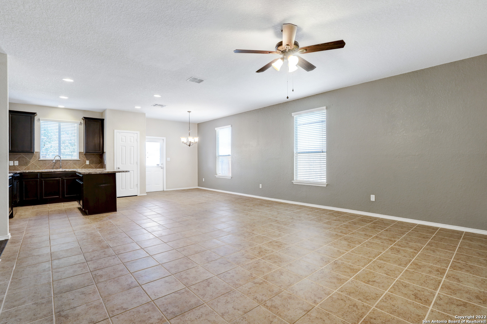 206 Palma Noce San Antonio TX 78253