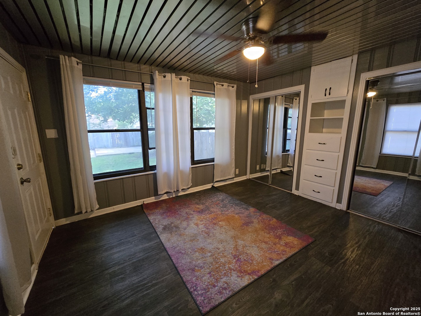 1614 W Hollywood Avenue San Antonio TX 78201