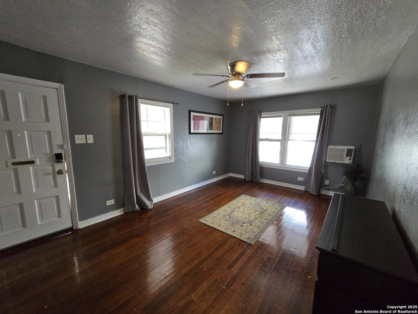 1614 W Hollywood Avenue San Antonio TX 78201