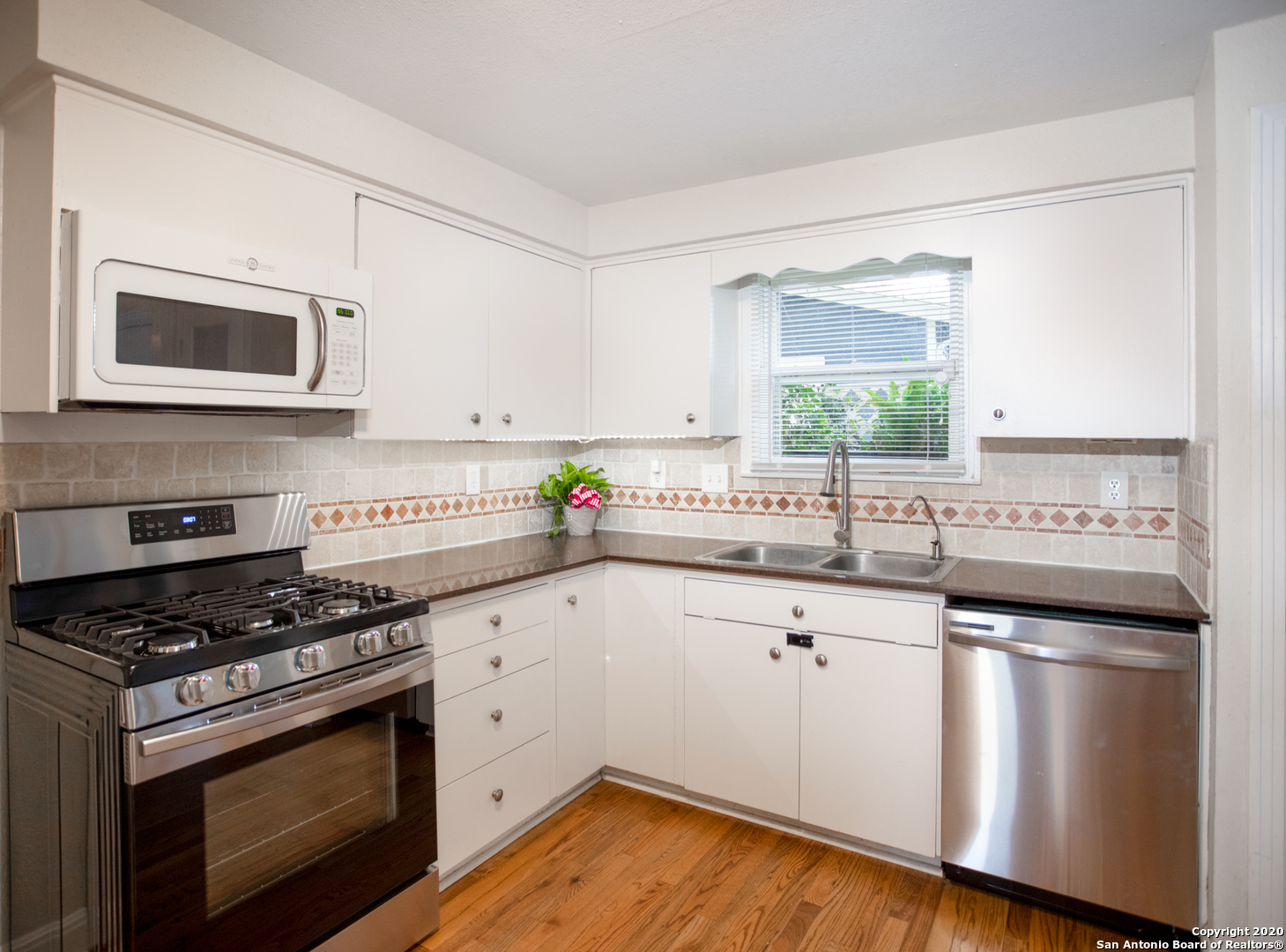 349 Irvington Drive San Antonio TX 78209