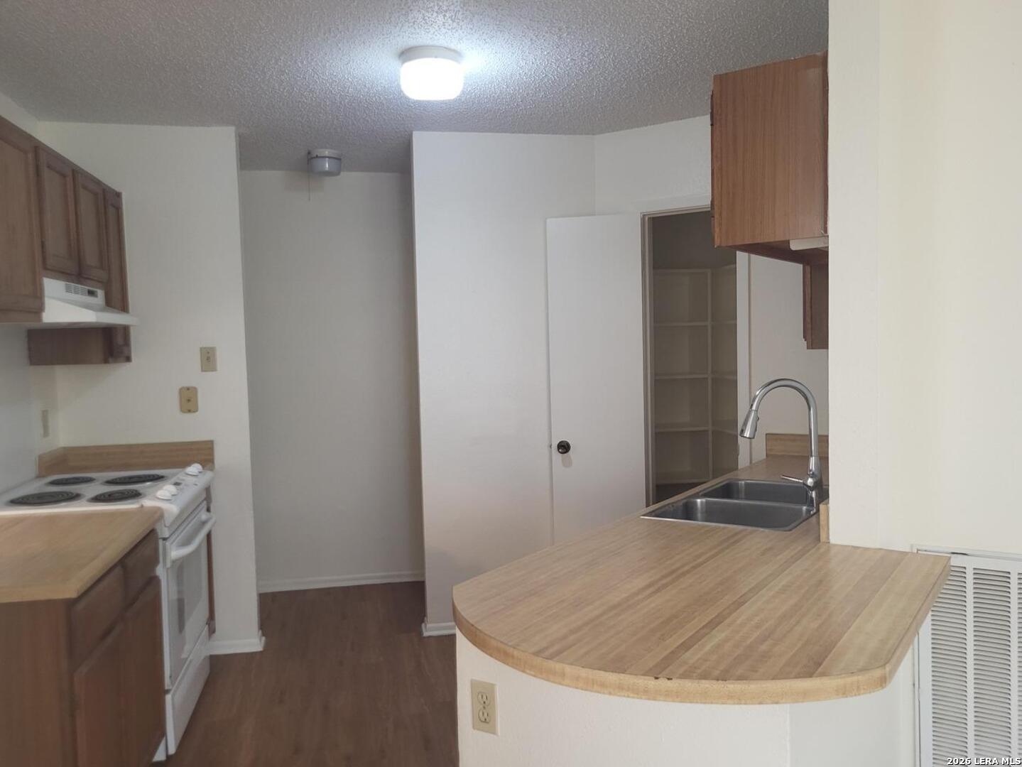 2540 Corian Glen San Antonio TX 78219