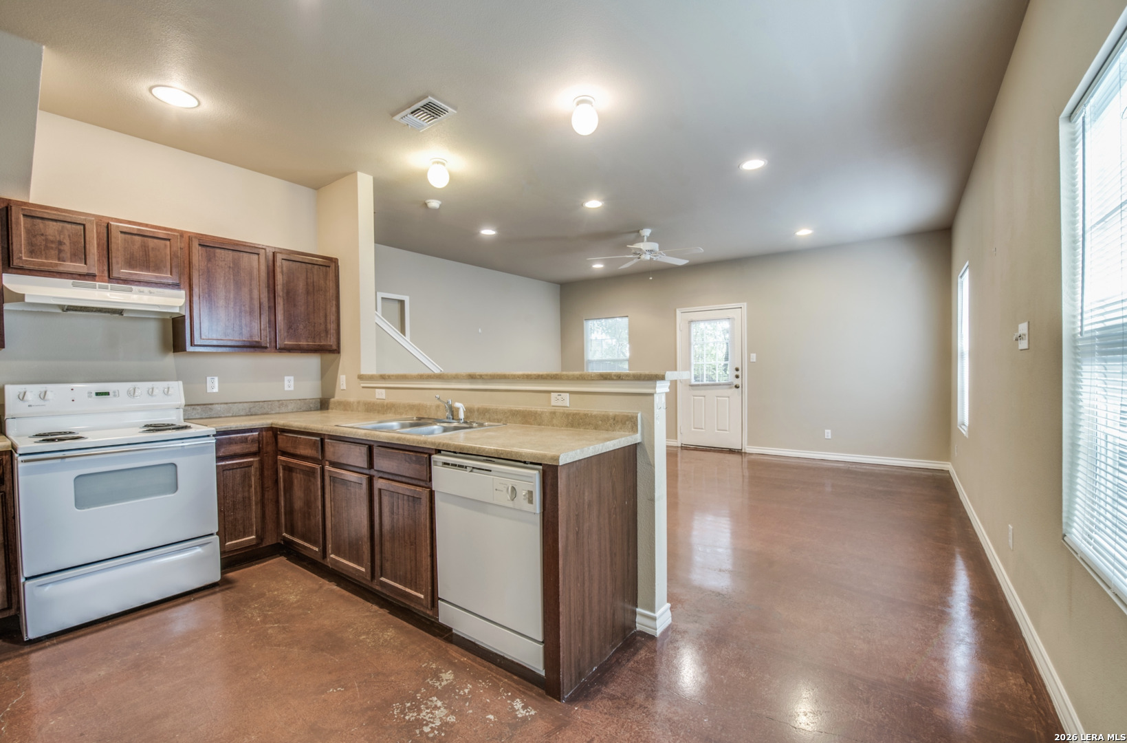 7826 Kingsbury Way San Antonio TX 78240
