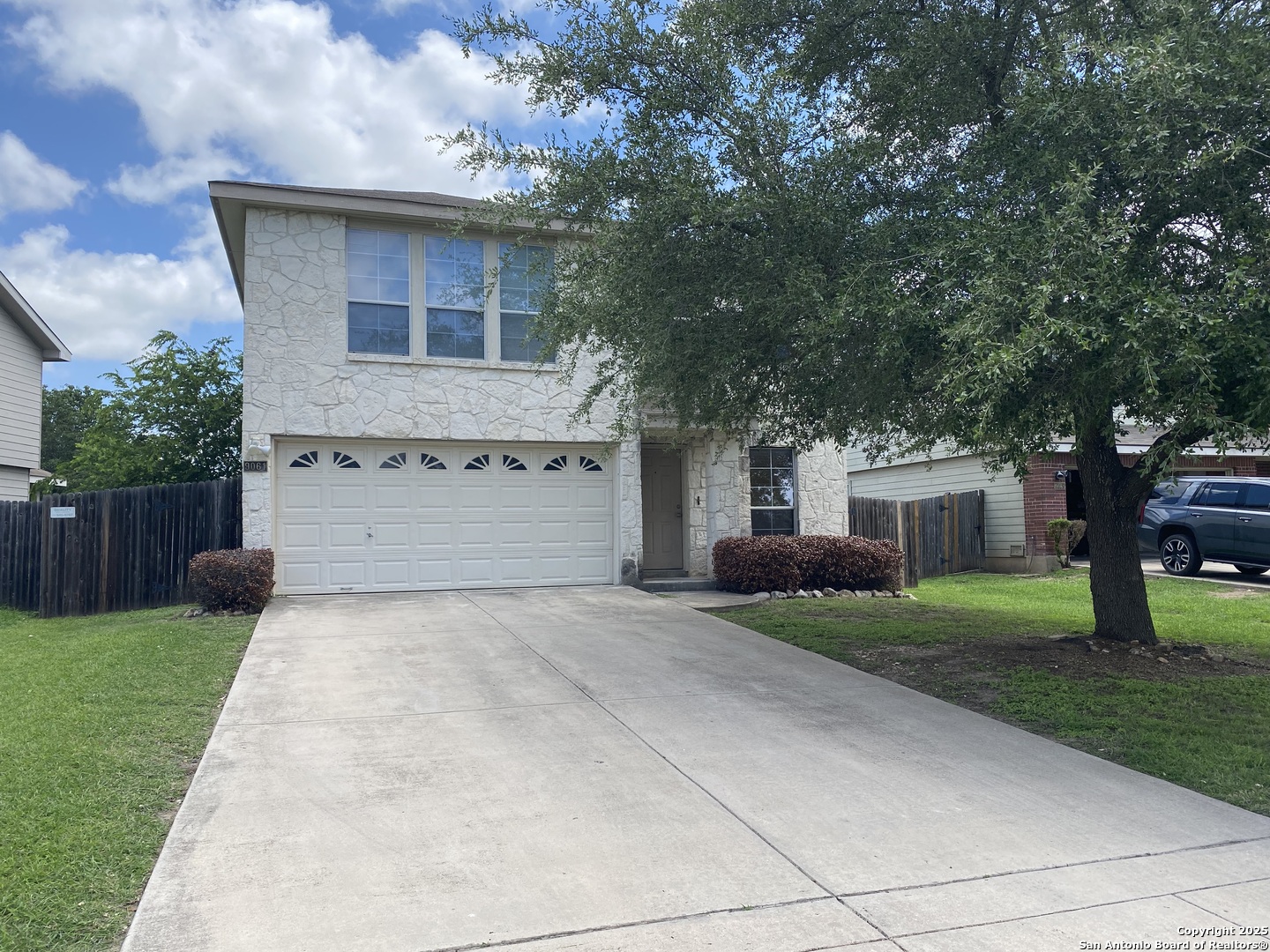 9061 Clearwood Path Universal City TX 78148
