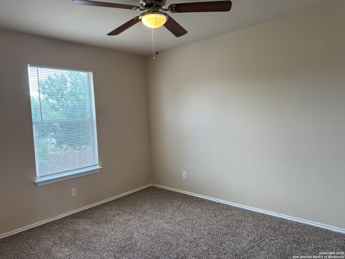 9061 Clearwood Path Universal City TX 78148