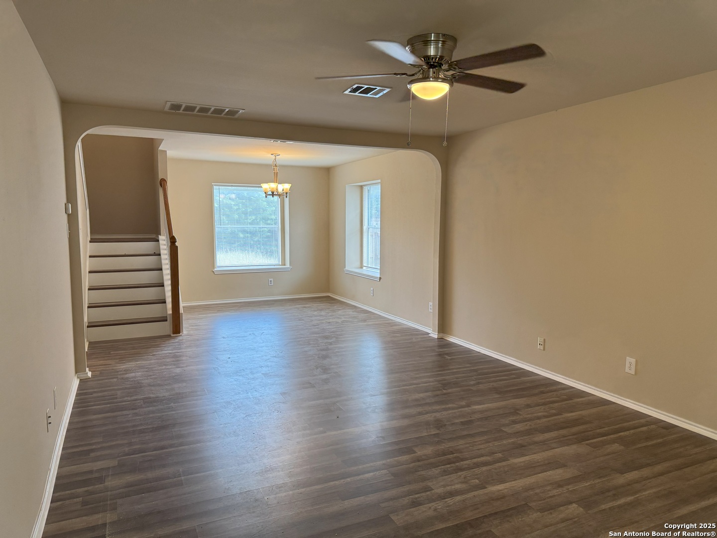 9061 Clearwood Path Universal City TX 78148