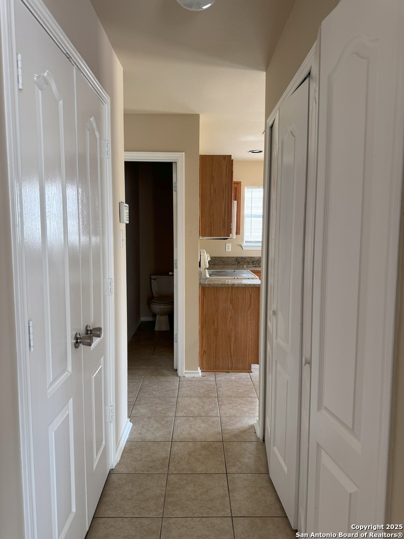 9061 Clearwood Path Universal City TX 78148