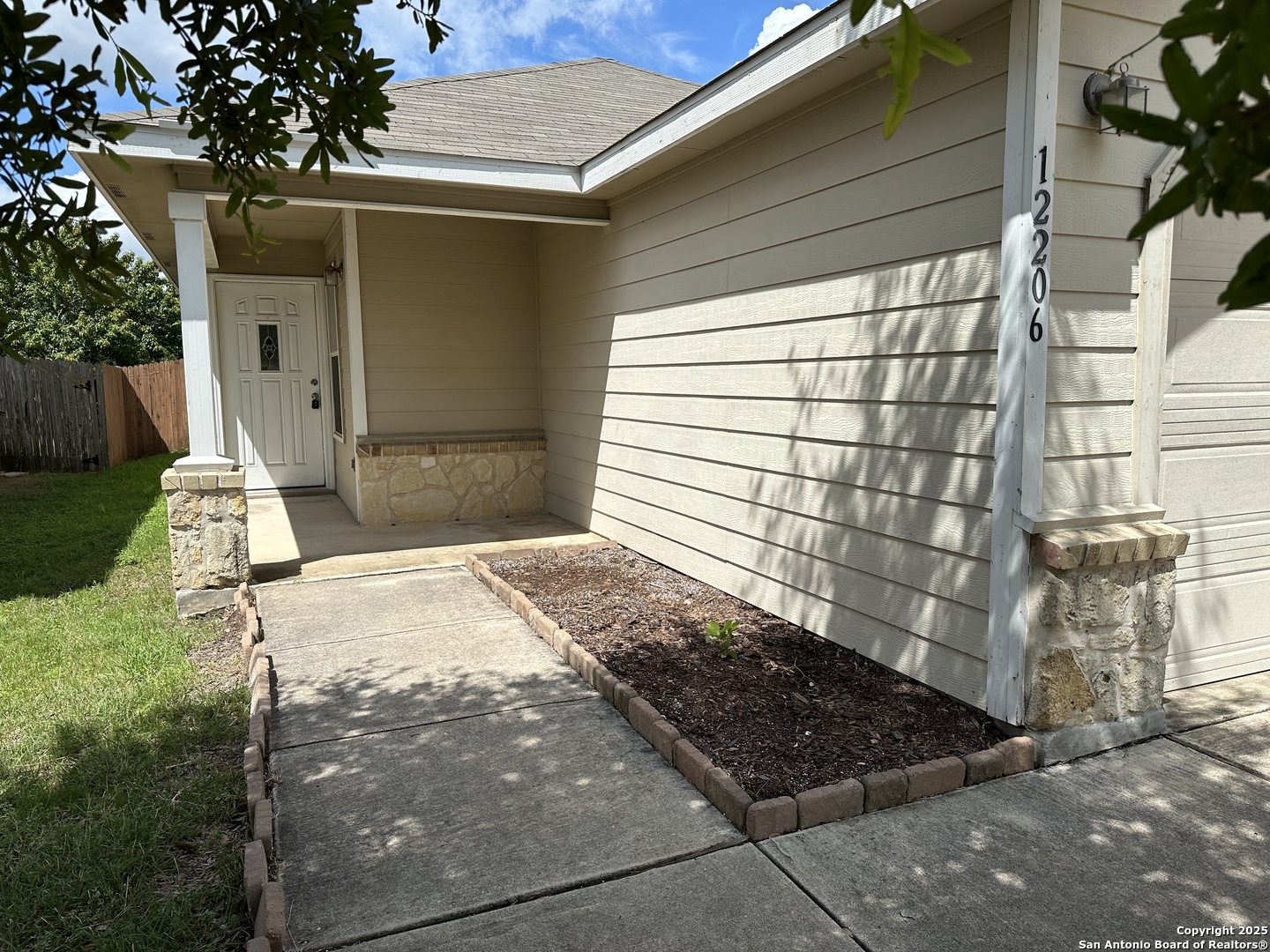 12206 Mountain Pine San Antonio TX 78254