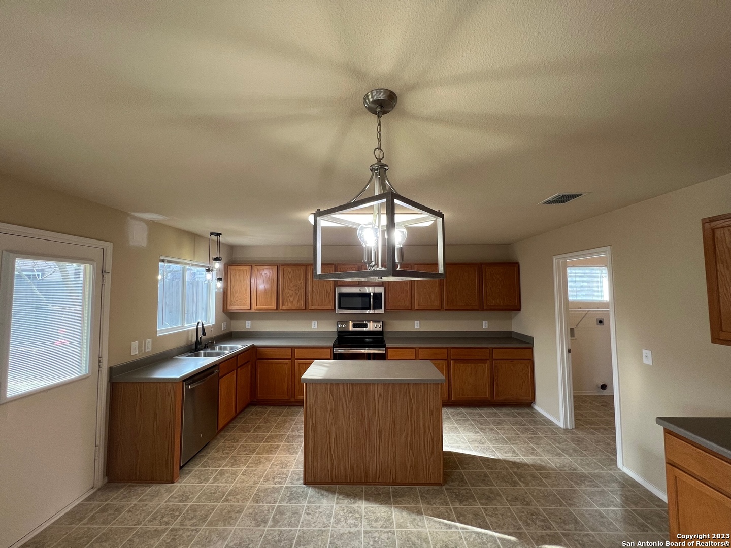 24706 Corral Gables San Antonio TX 78261