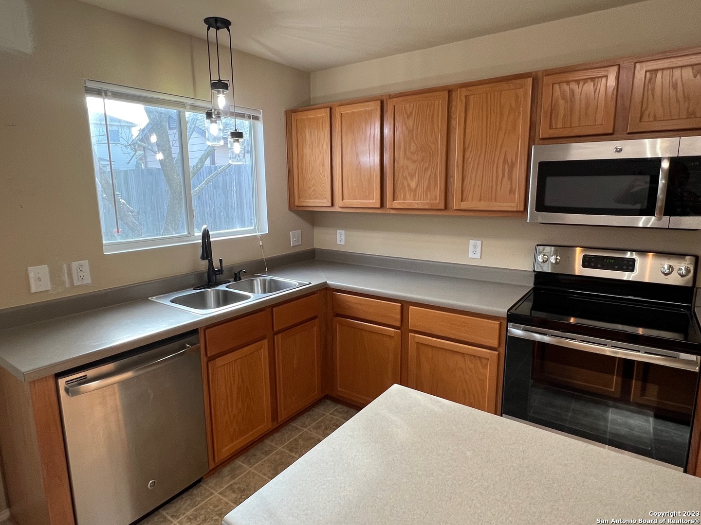 24706 Corral Gables San Antonio TX 78261