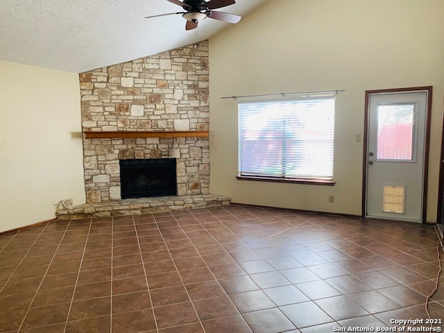 1514 Vista Hill San Antonio TX 78213