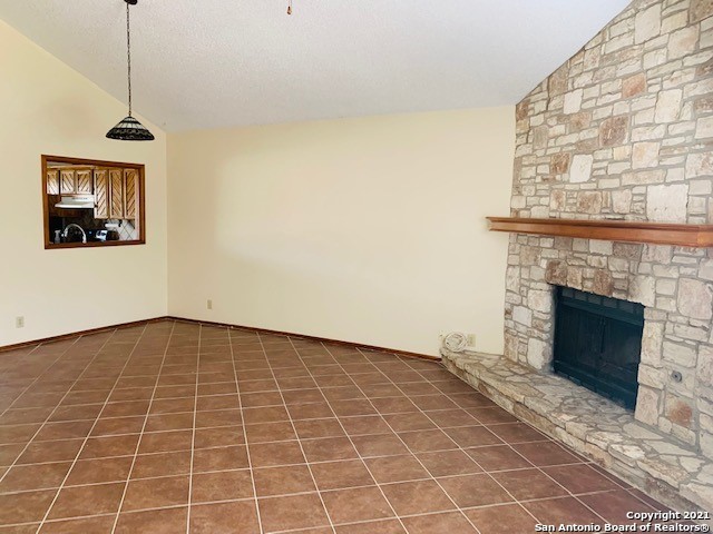 1514 Vista Hill San Antonio TX 78213