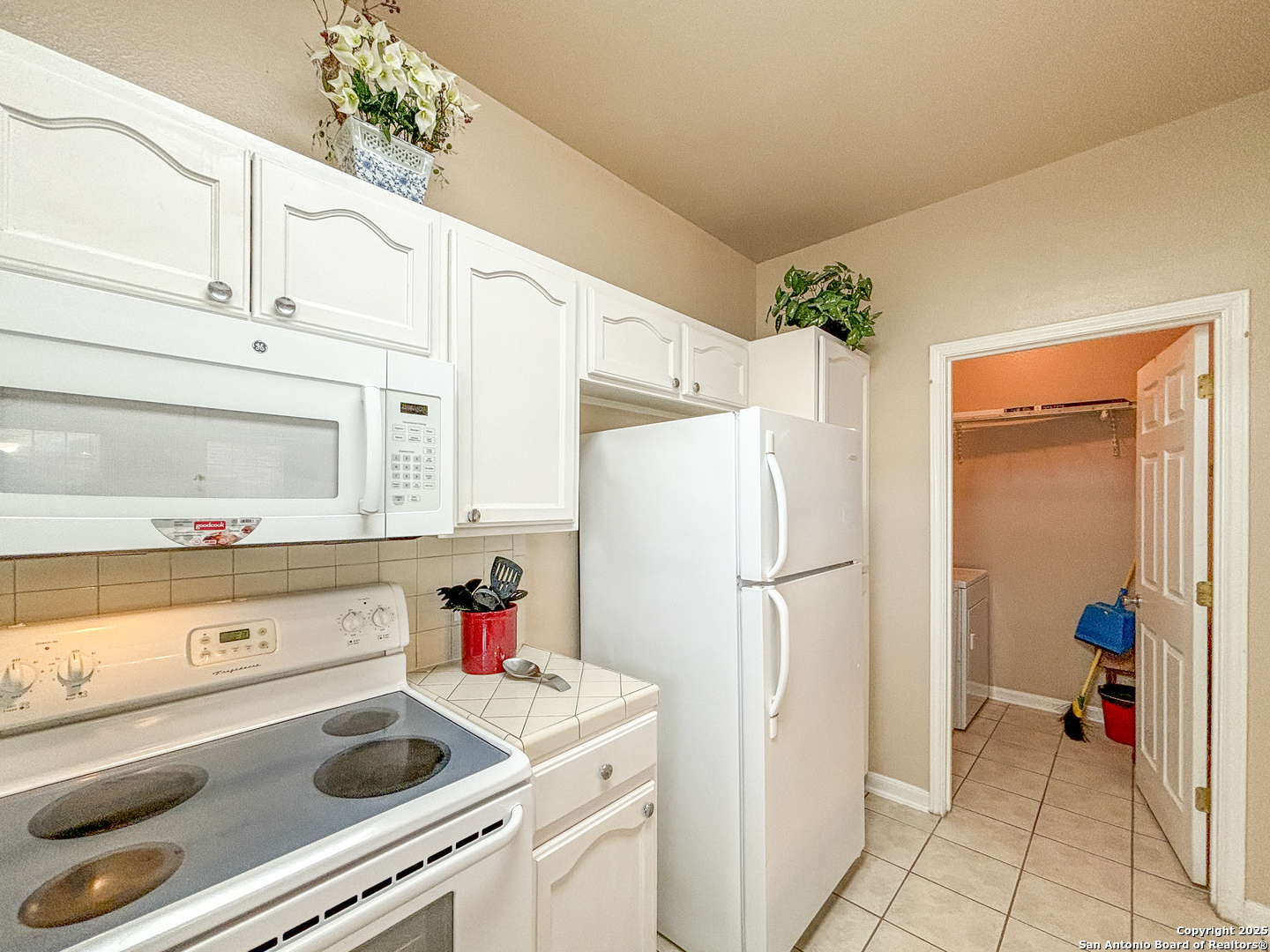 129 Chapel Hill Circle San Antonio TX 78240