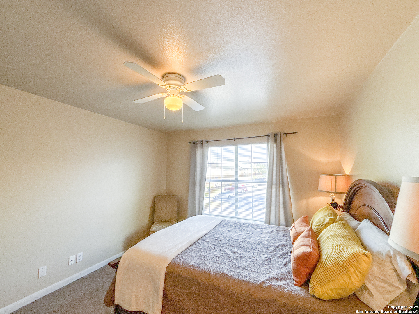 129 Chapel Hill Circle San Antonio TX 78240