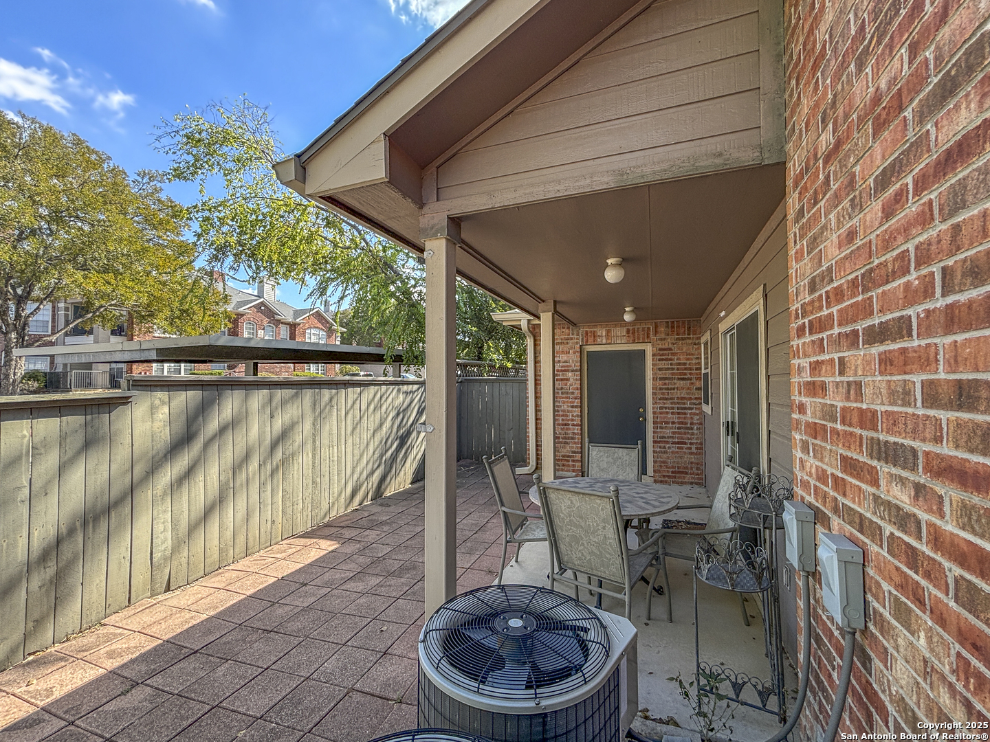 129 Chapel Hill Circle San Antonio TX 78240