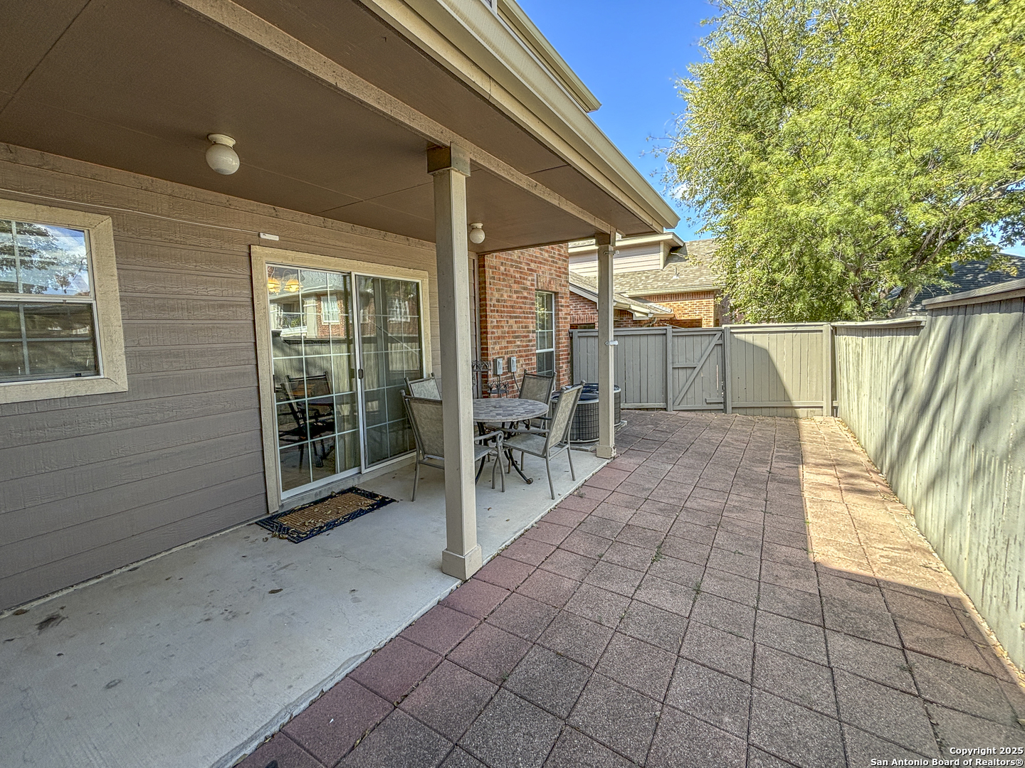 129 Chapel Hill Circle San Antonio TX 78240