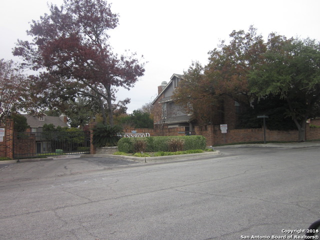 129 Chapel Hill Circle San Antonio TX 78240