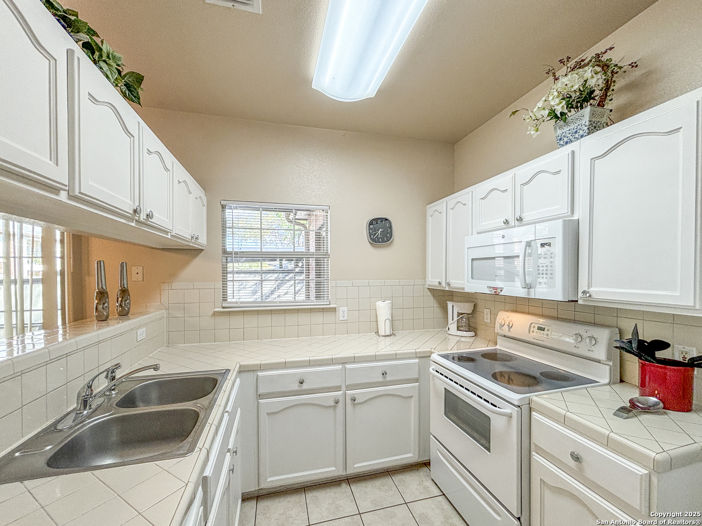 129 Chapel Hill Circle San Antonio TX 78240