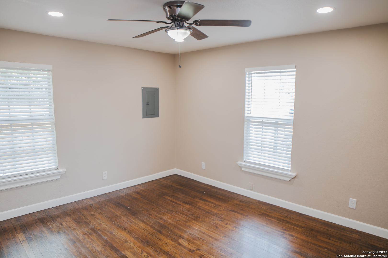 415 Riddle Street San Antonio TX 78210