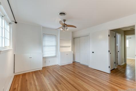 555 Patricia San Antonio TX 78216
