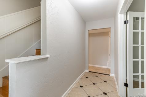 555 Patricia San Antonio TX 78216