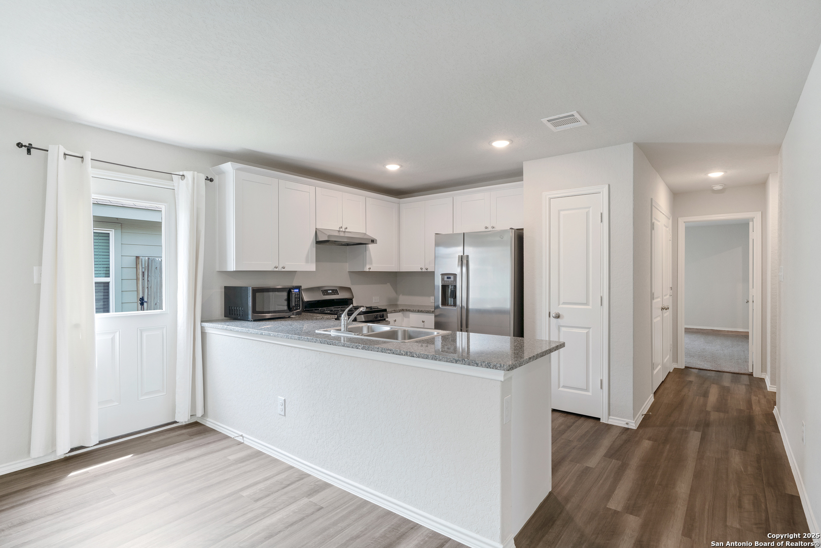 6534 Augustus Magee San Antonio TX 78220
