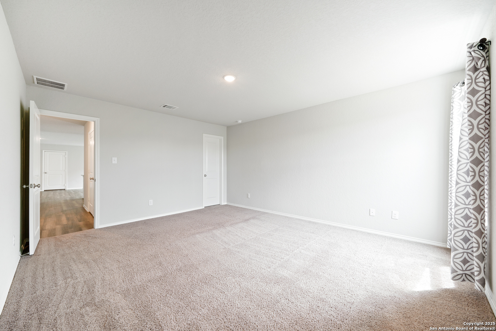 6534 Augustus Magee San Antonio TX 78220