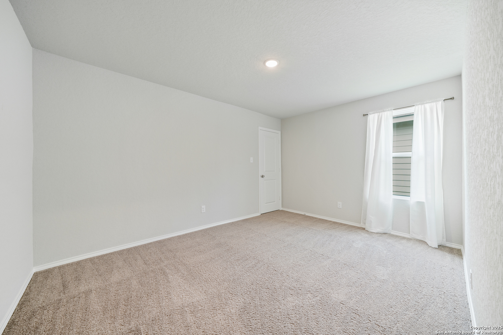 6534 Augustus Magee San Antonio TX 78220