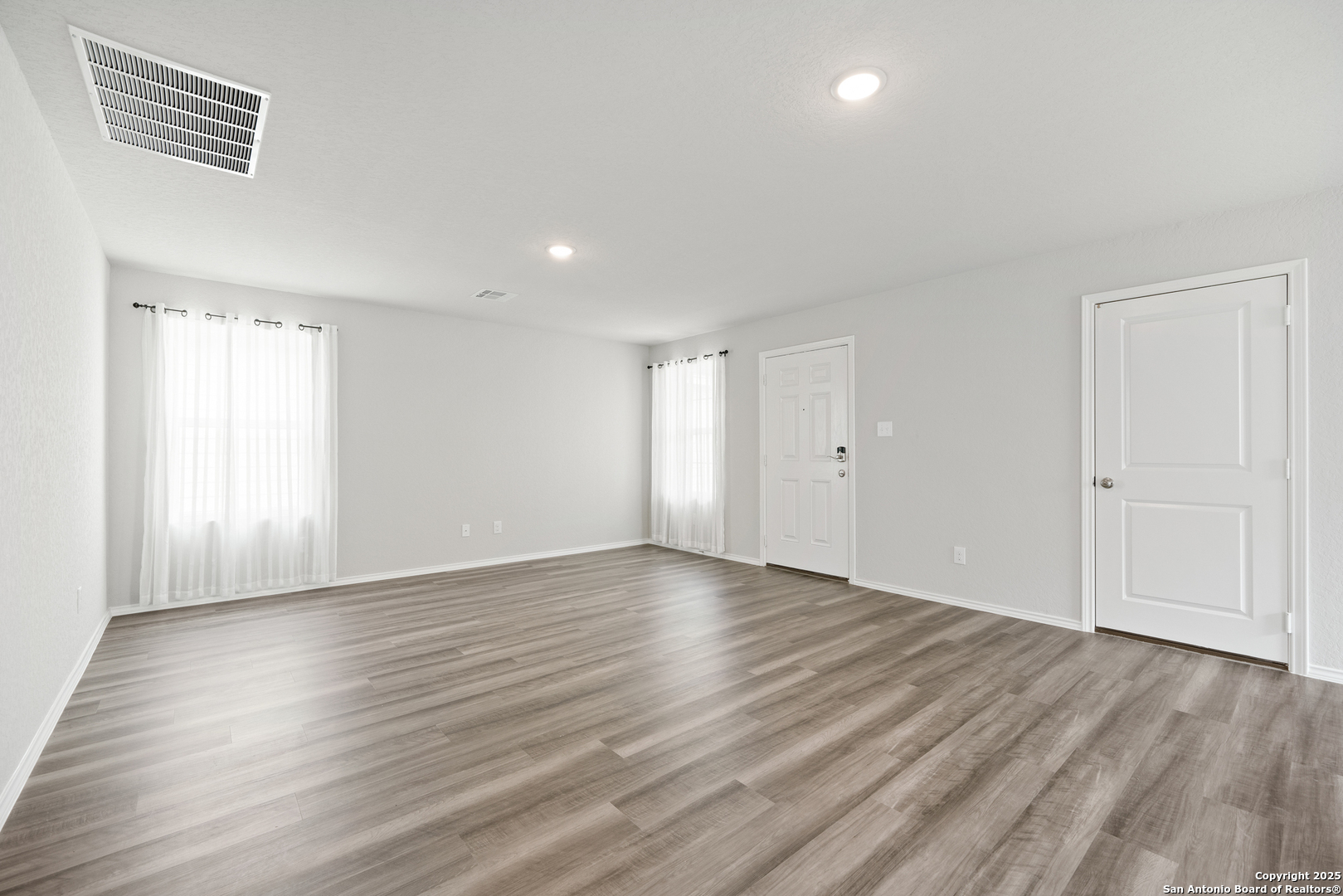 6534 Augustus Magee San Antonio TX 78220