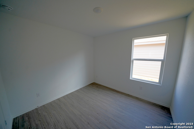 8810 Barrow Path Converse TX 78109