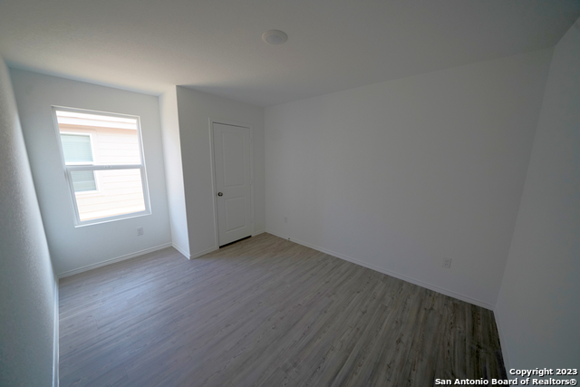 8810 Barrow Path Converse TX 78109