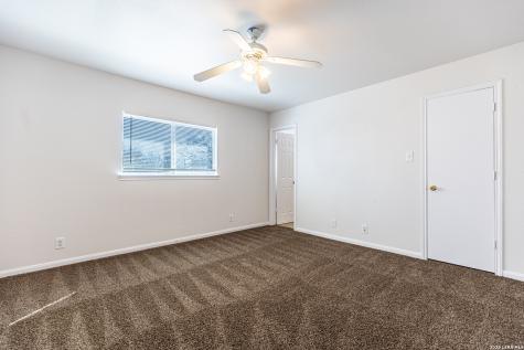 114 Garner San Antonio TX 78237