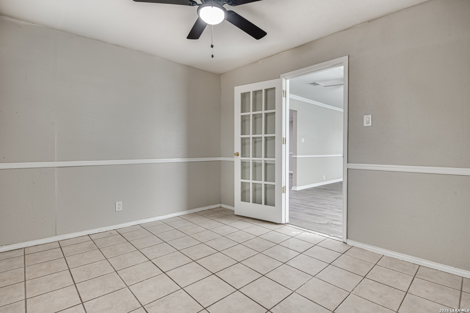 5230 Village San Antonio TX 78218