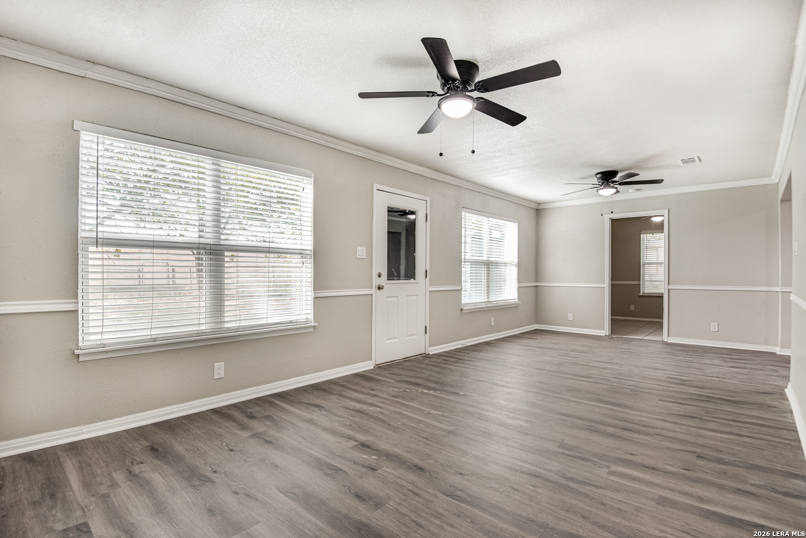 5230 Village San Antonio TX 78218