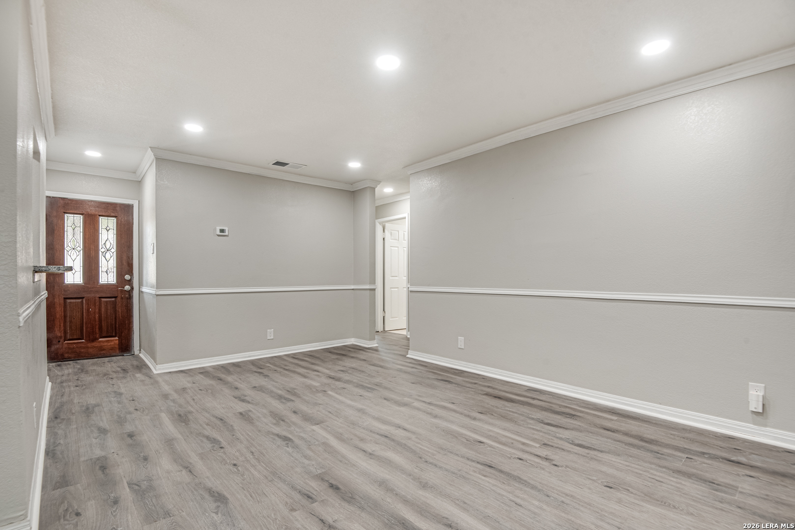 5230 Village San Antonio TX 78218