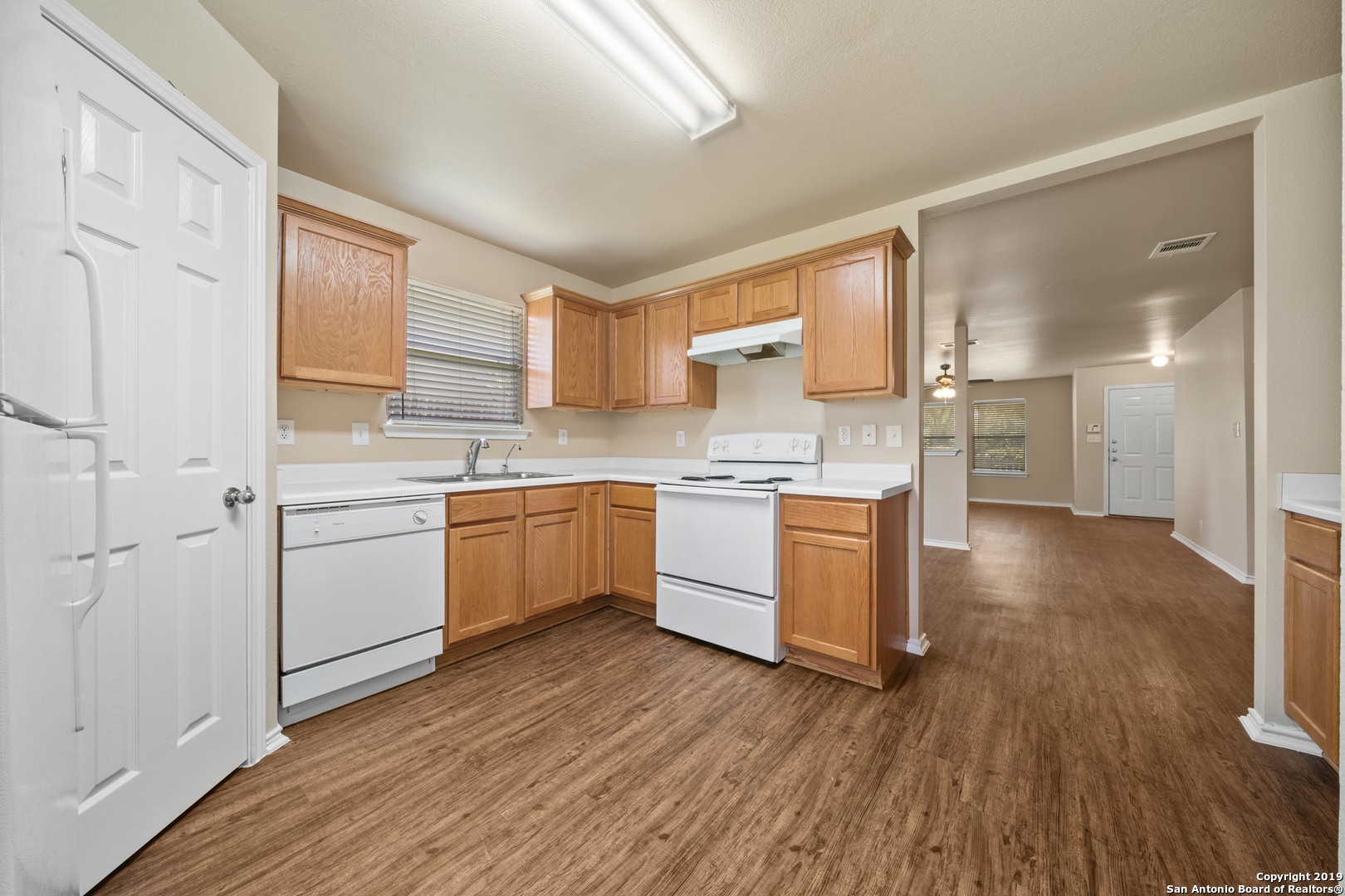 9815 Autumn Place Converse TX 78109