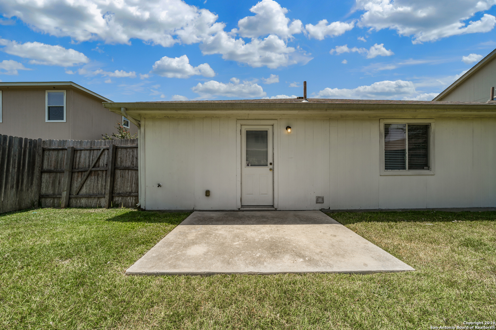 9815 Autumn Place Converse TX 78109