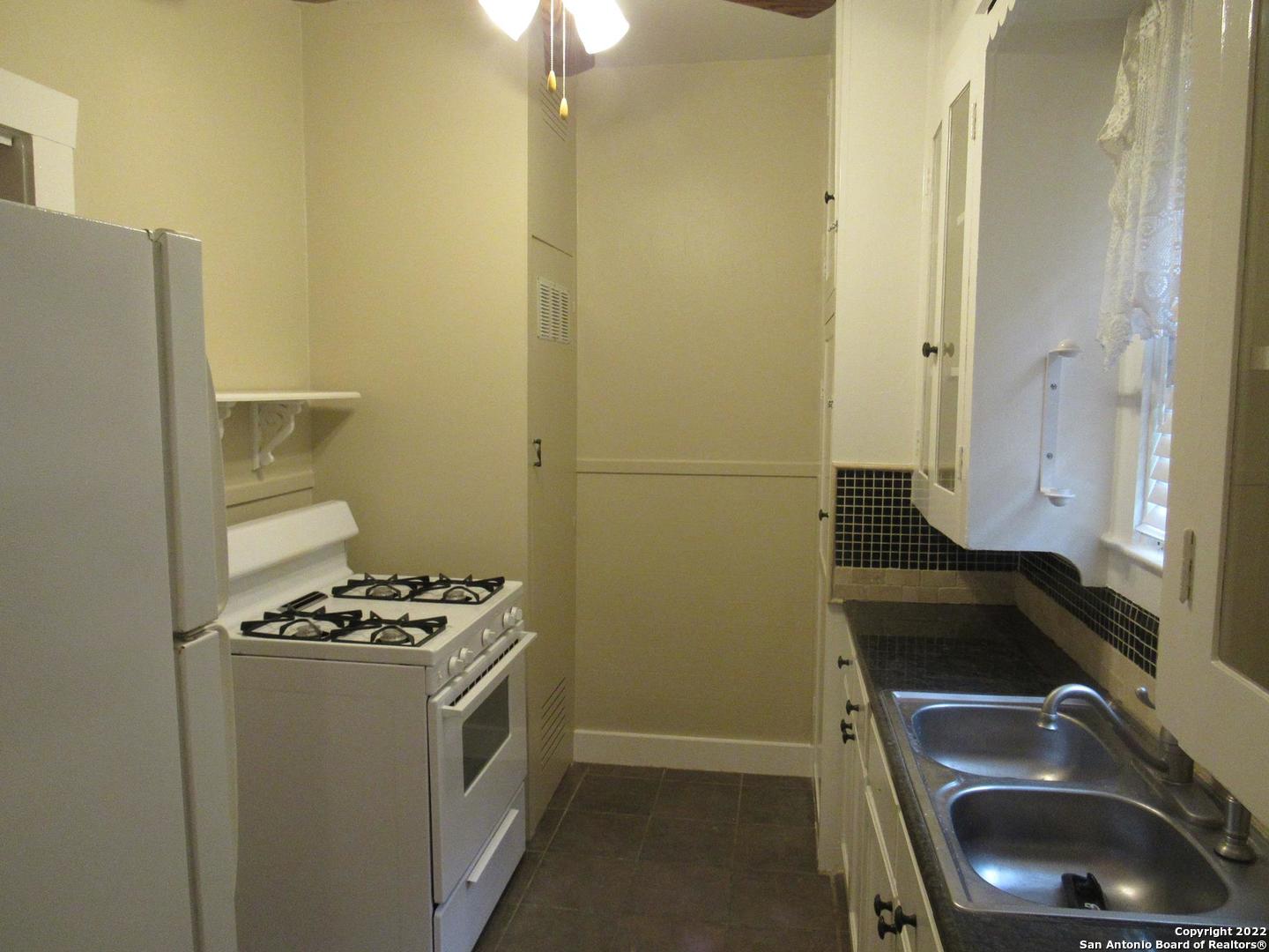 228 Corona Avenue San Antonio TX 78209