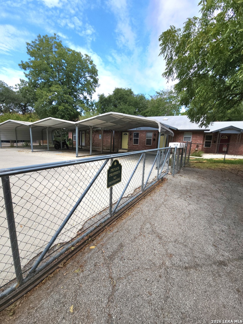 215 Eleanor Avenue San Antonio TX 78209