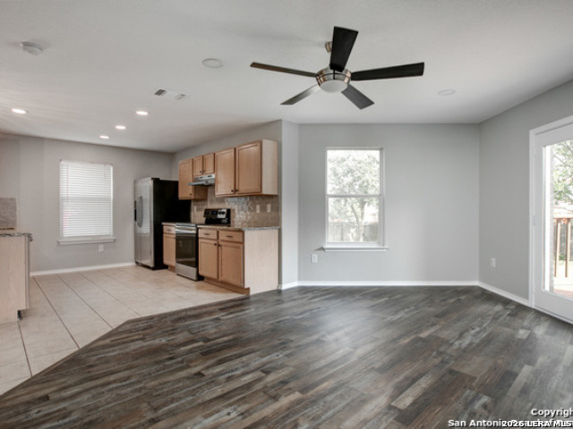 11065 Geneva Sound San Antonio TX 78254